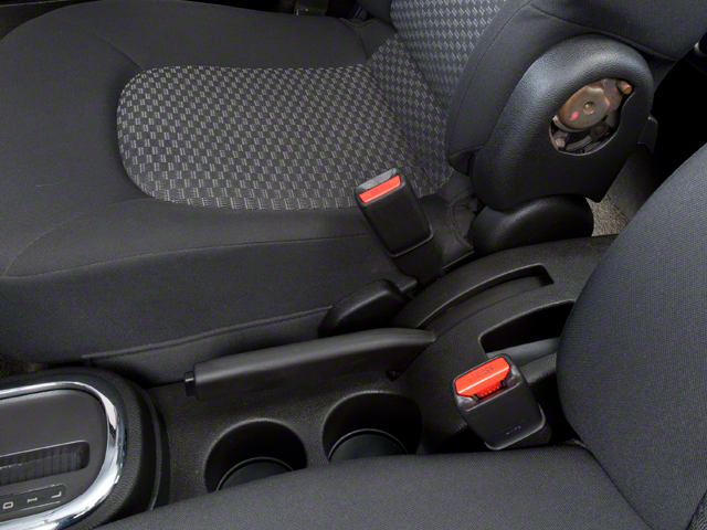 2011 Chevrolet HHR LS