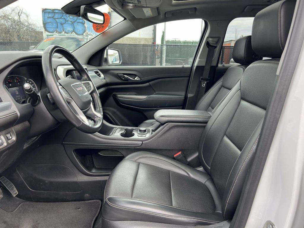 2022 GMC Acadia AWD SLT