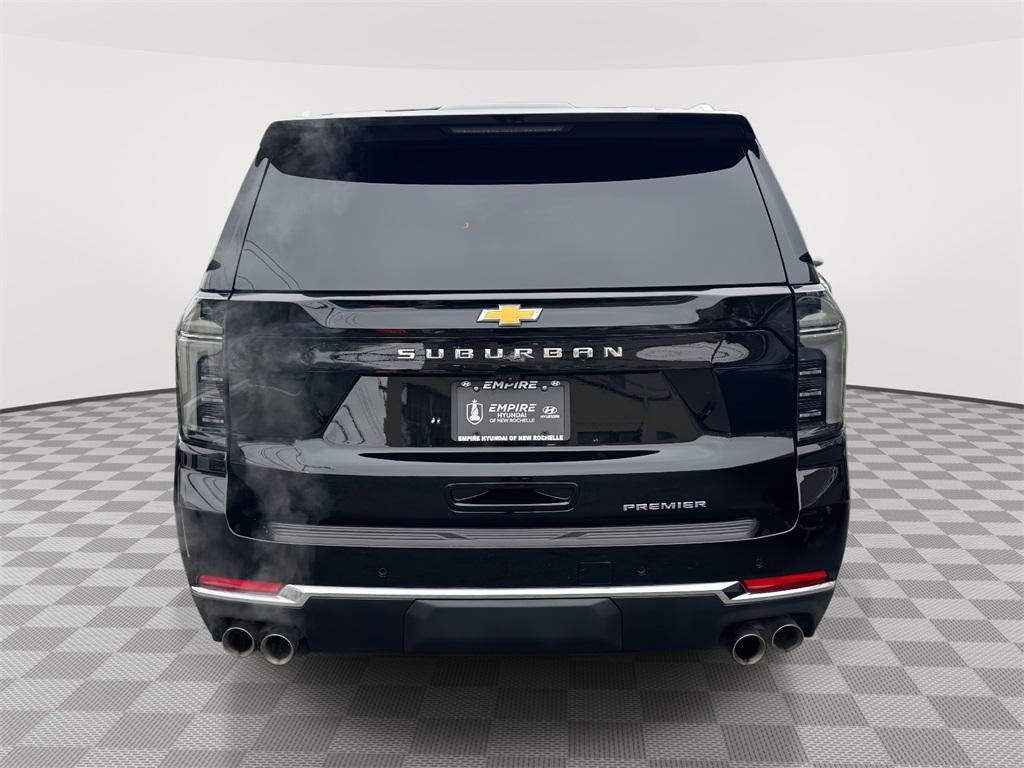 2025 Chevrolet Suburban 4WD Premier