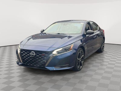 2024 Nissan Altima SR FWD
