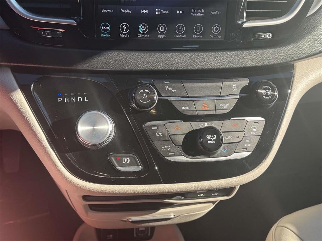 2019 Chrysler Pacifica Hybrid Touring L