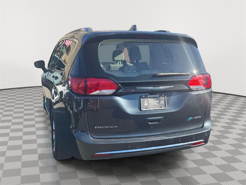 2019 Chrysler Pacifica Hybrid Touring L