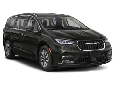 2024 Chrysler Pacifica Hybrid S Appearance Pkg