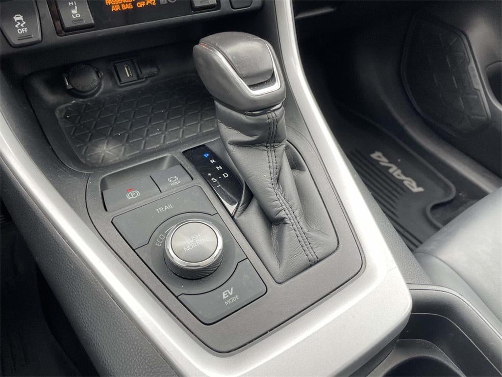 2020 Toyota RAV4 Hybrid XSE