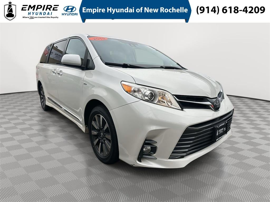 2019 Toyota Sienna XLE 7 Passenger