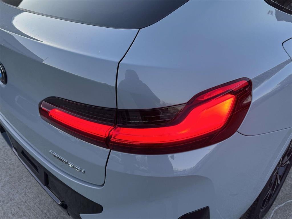 2024 BMW X4 xDrive30i