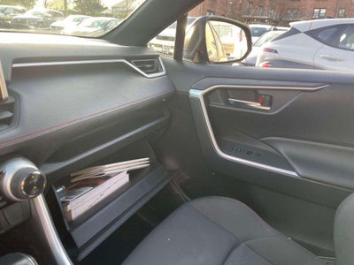 2024 Toyota RAV4 Prime SE