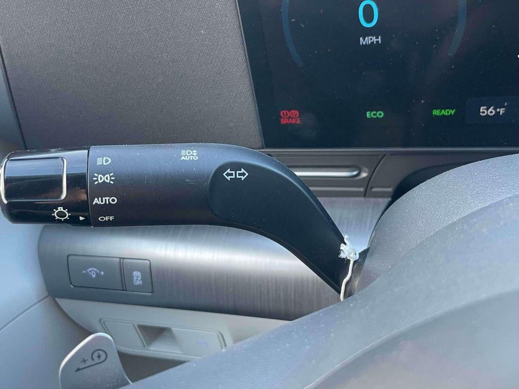 2024 Hyundai Kona Electric SEL