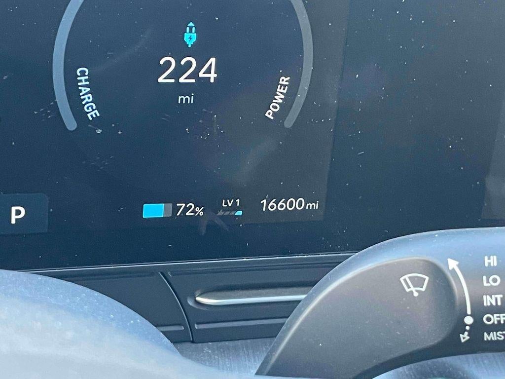 2024 Hyundai Kona Electric SEL