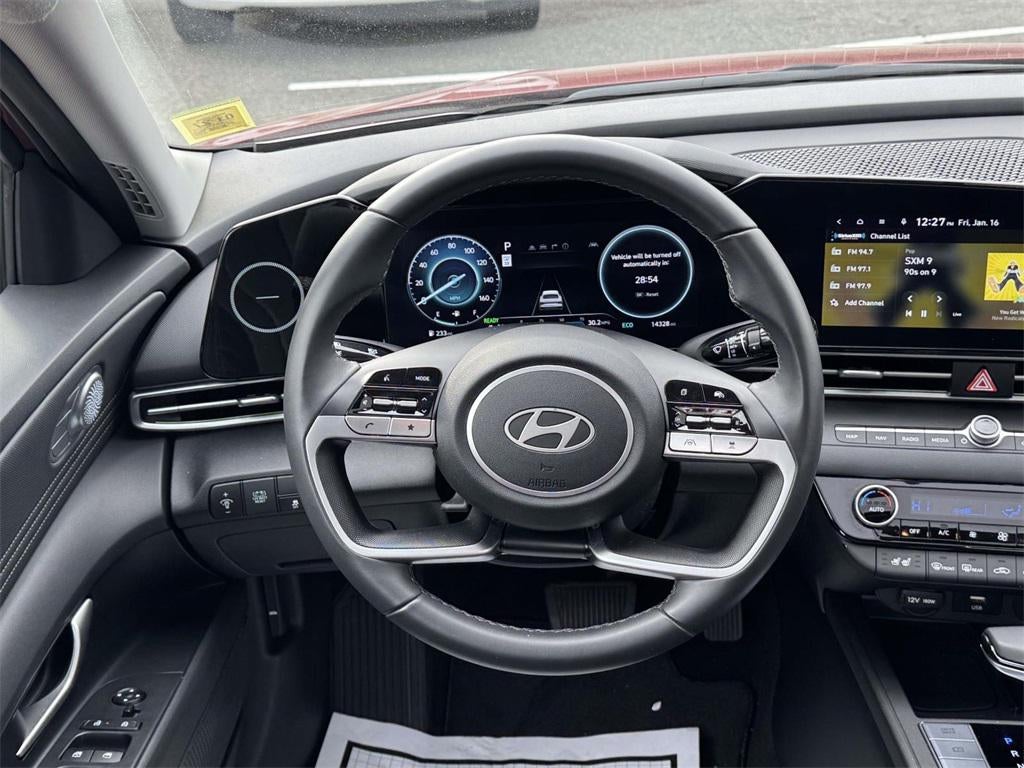 2025 Hyundai Elantra Hybrid Limited