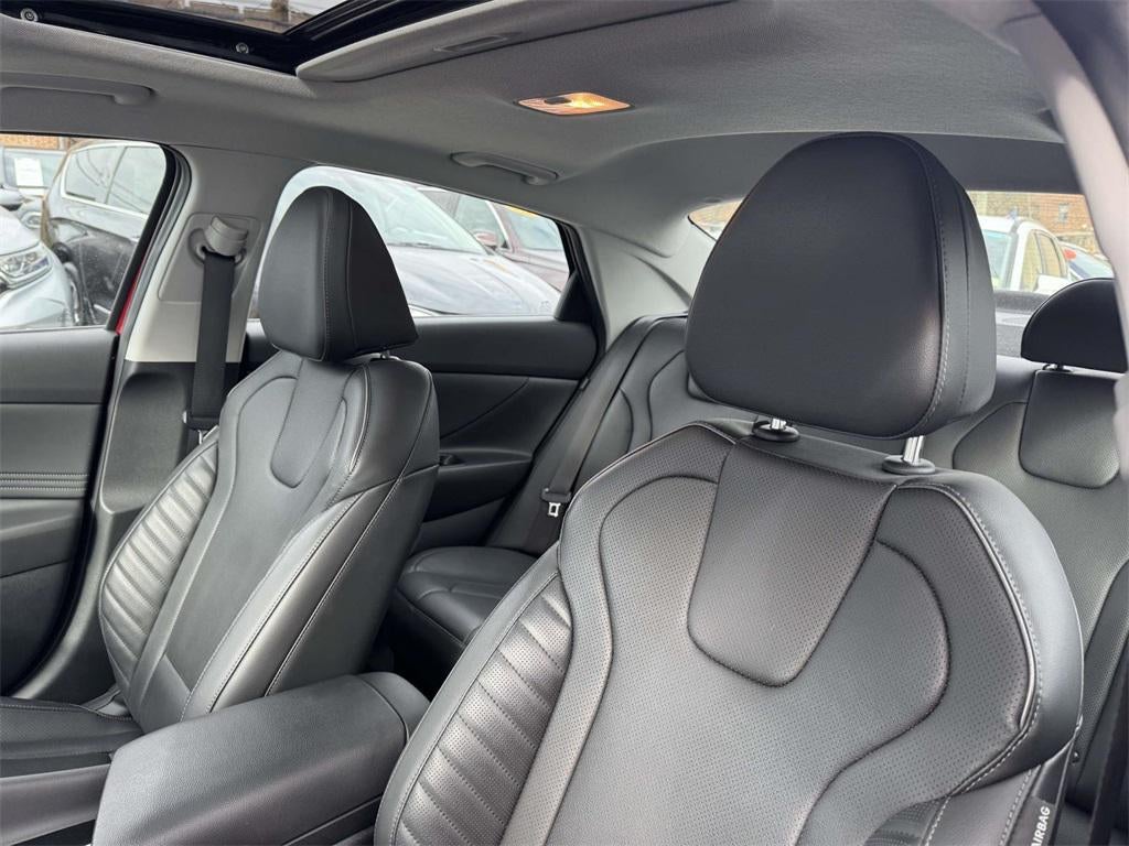 2025 Hyundai Elantra Hybrid Limited