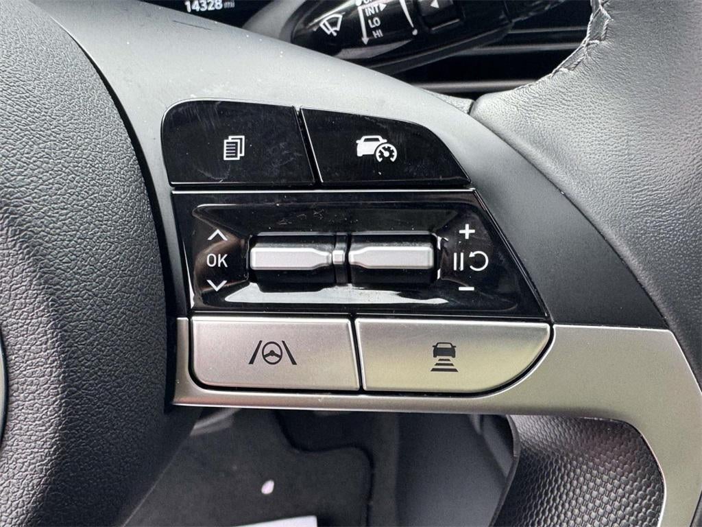 2025 Hyundai Elantra Hybrid Limited