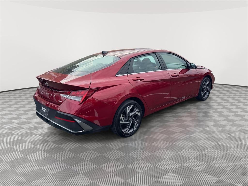 2025 Hyundai Elantra Hybrid Limited