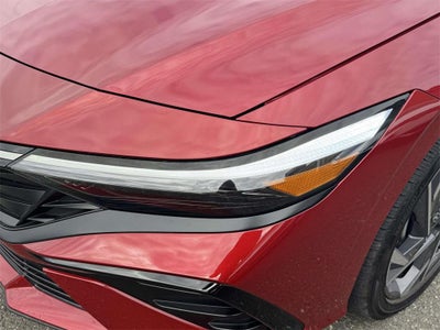 2025 Hyundai Elantra Hybrid Limited