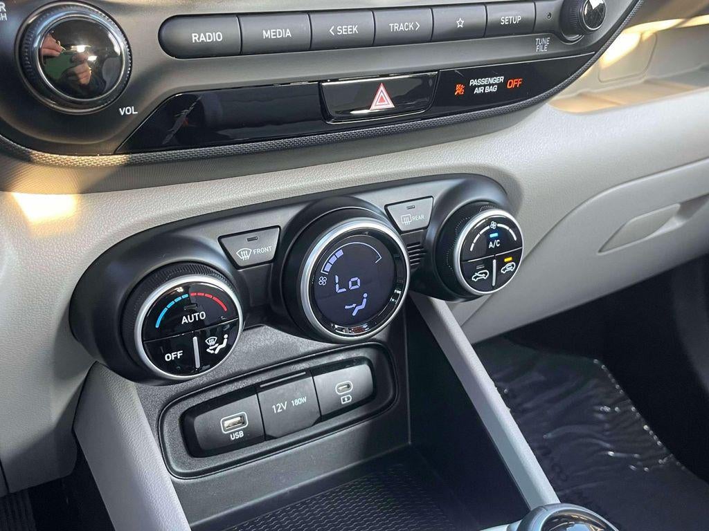 2024 Hyundai Venue SEL