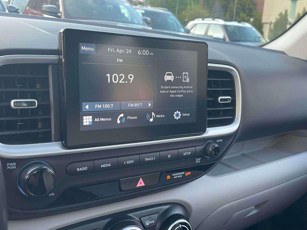 2024 Hyundai Venue SEL