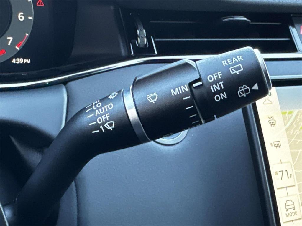 2025 Land Rover Range Rover Evoque Dynamic SE