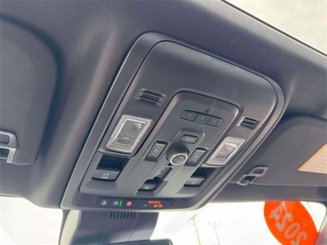 2024 GMC Yukon XL 4WD Denali