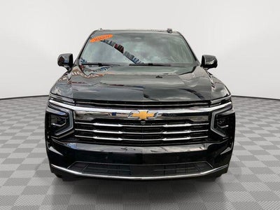 2025 Chevrolet Suburban LT