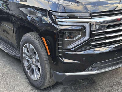 2025 Chevrolet Suburban 4WD LT
