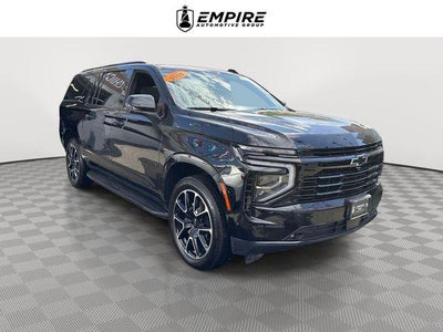 2025 Chevrolet Suburban RST