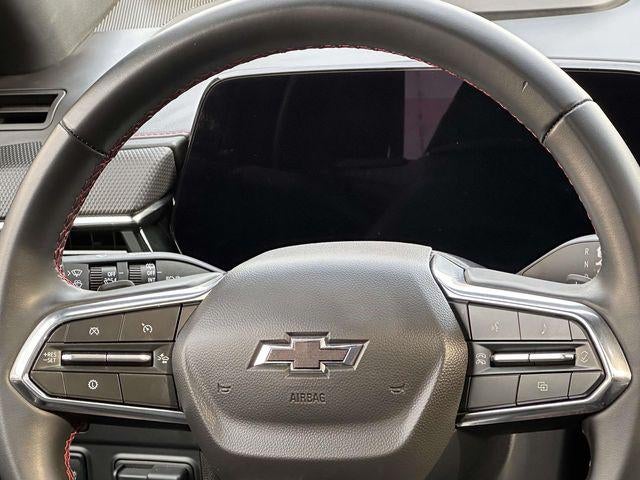 2025 Chevrolet Suburban 4WD RST