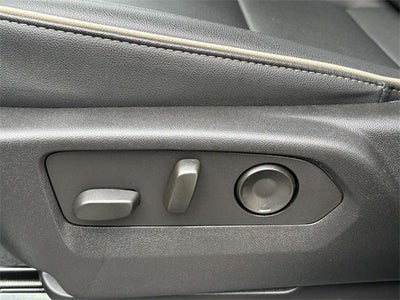 2024 Chevrolet Suburban 4WD Premier