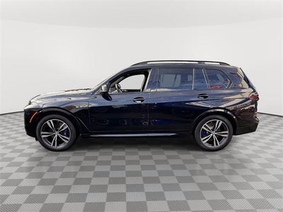 2023 BMW X7 M60i