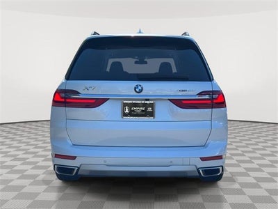 2022 BMW X7 xDrive40i