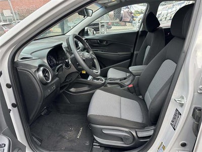 2023 Hyundai Kona SE