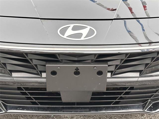 2024 Hyundai Elantra Hybrid Limited