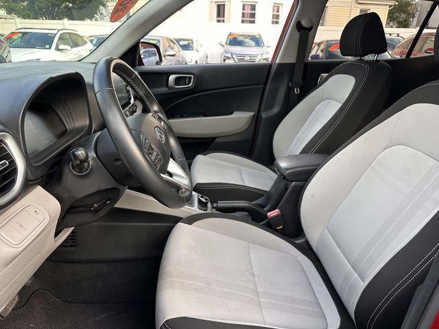2023 Hyundai Venue SEL