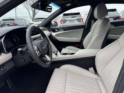 2023 Genesis G70 2.0T