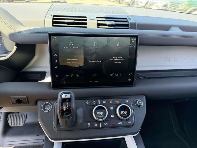 2025 Land Rover Defender 110 S
