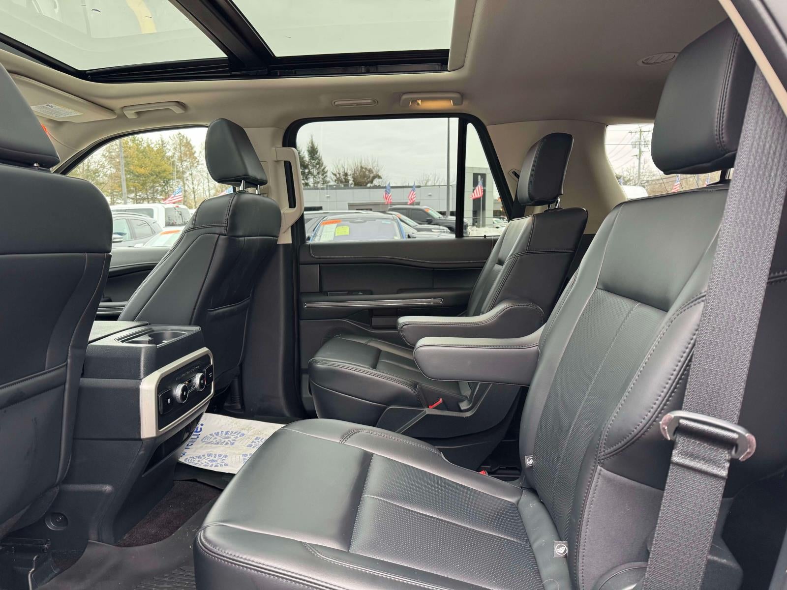 2022 Ford Expedition XLT