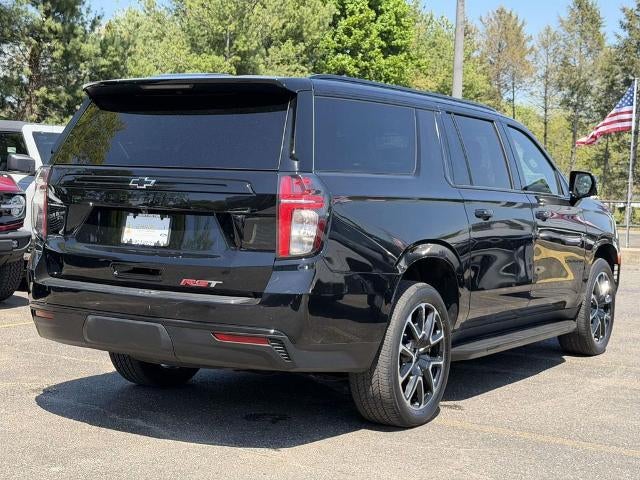 2024 Chevrolet Suburban 4WD RST