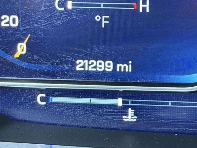 2024 Chevrolet Suburban 4WD RST