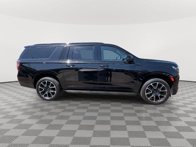 2024 Chevrolet Suburban 4WD RST