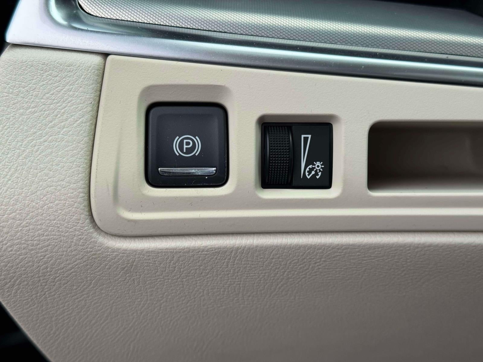 2023 Cadillac XT5 AWD Premium Luxury