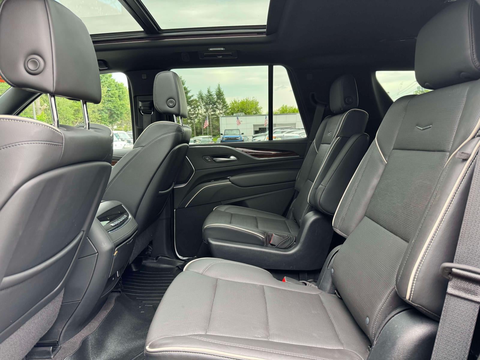 2023 Cadillac Escalade 4WD Premium Luxury