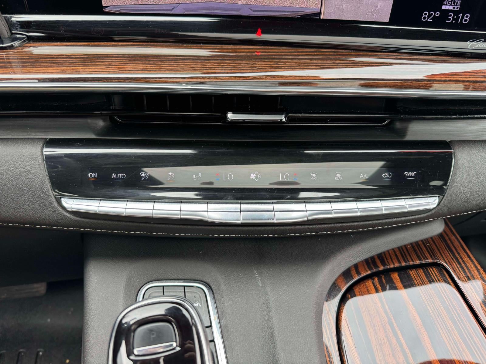 2023 Cadillac Escalade 4WD Premium Luxury