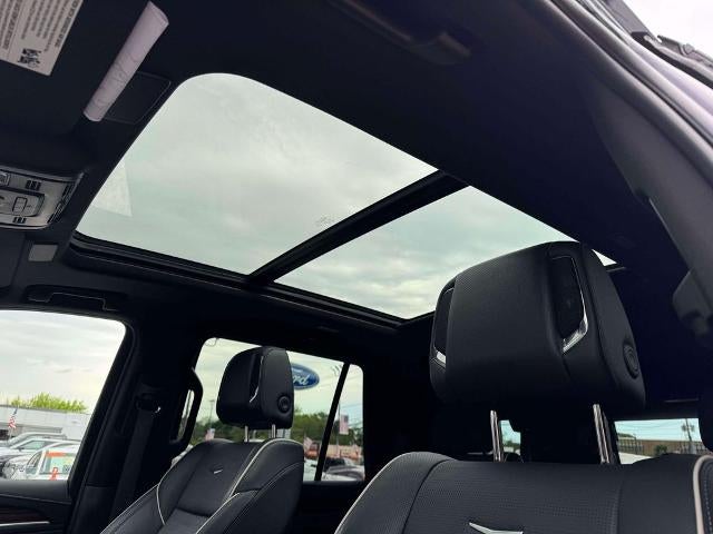 2023 Cadillac Escalade 4WD Premium Luxury
