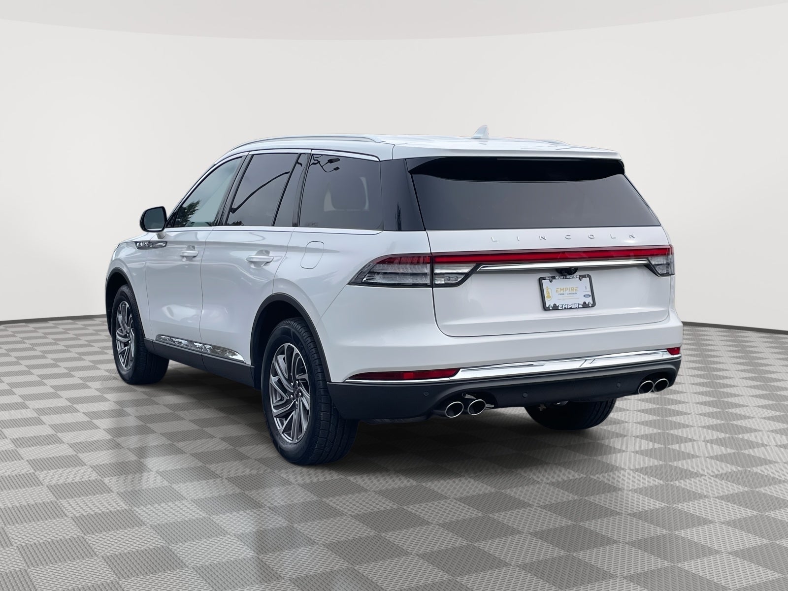 2023 Lincoln Aviator Standard