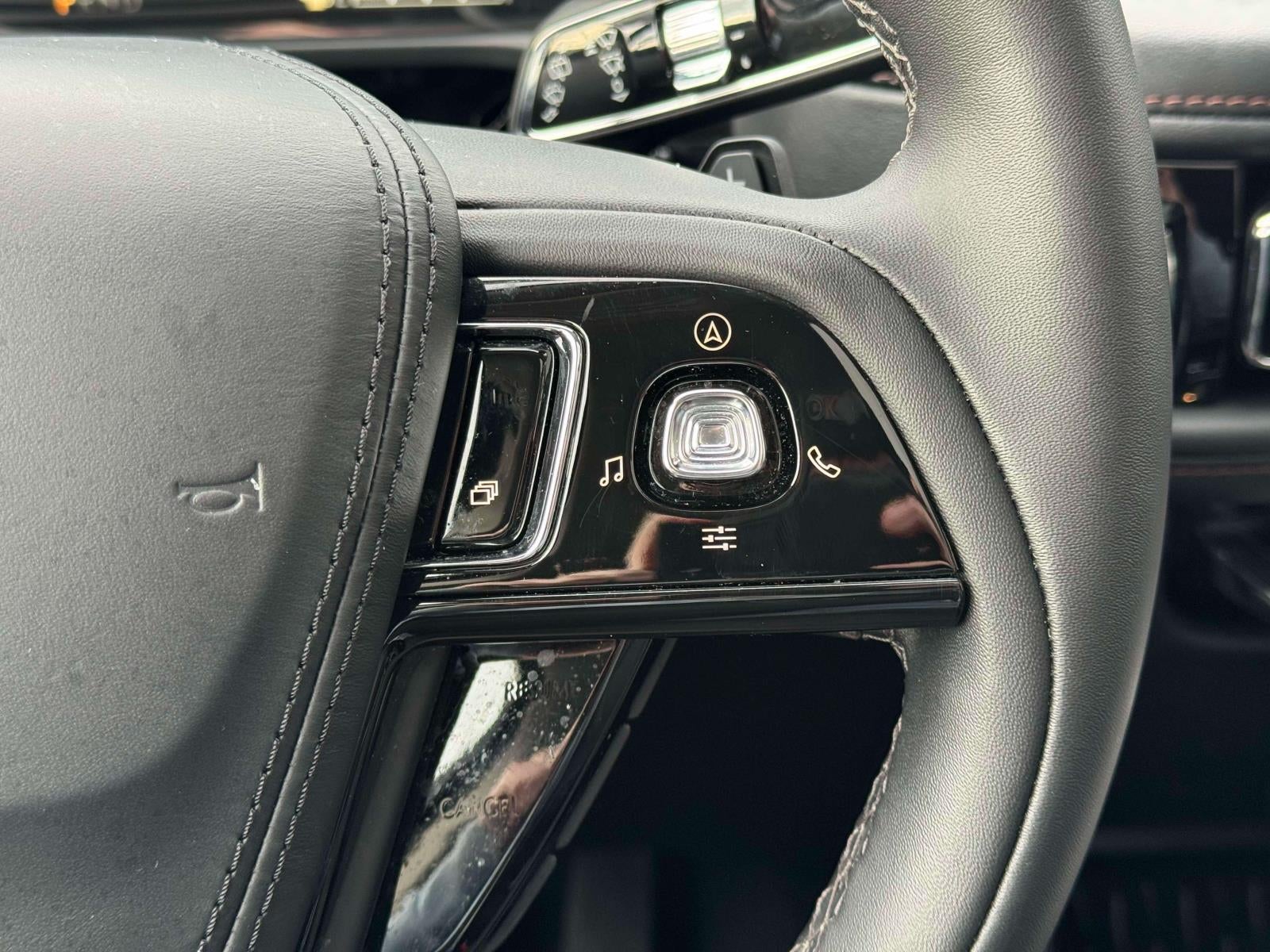 2022 Lincoln Aviator Standard