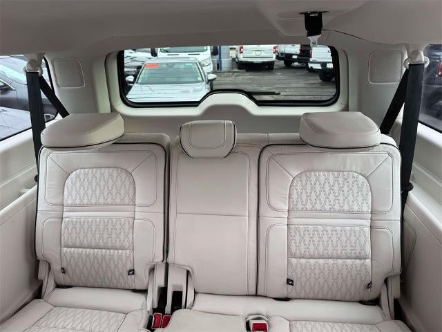 2023 Lincoln Navigator Black Label L