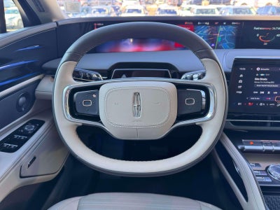 2025 Lincoln Nautilus Reserve