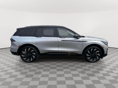 2025 Lincoln Nautilus Reserve
