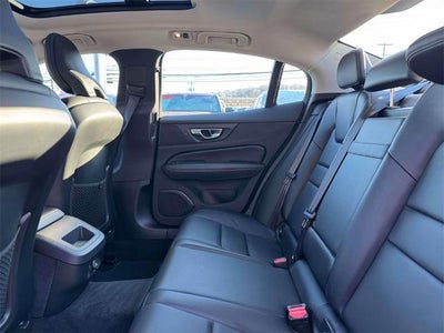 2019 Volvo S60 T6 Momentum