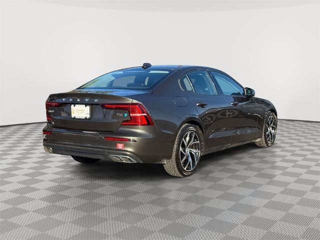 2019 Volvo S60 T6 Momentum