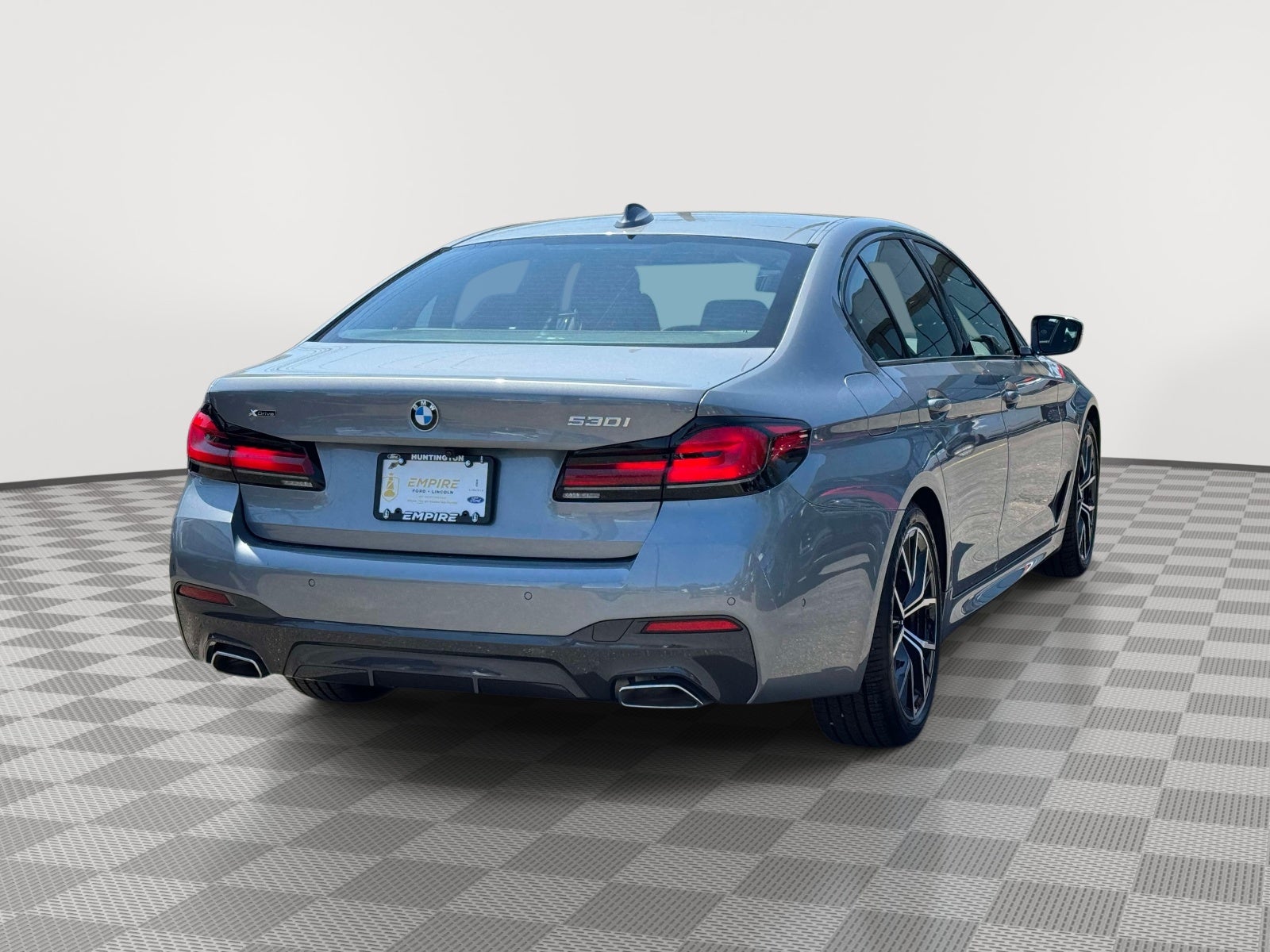 2023 BMW 530 i xDrive